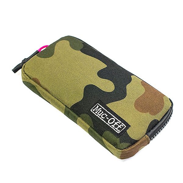 Muc-Off Essentials