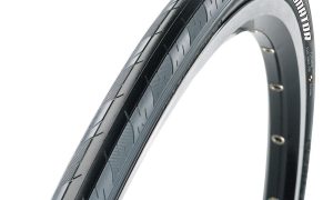 Maxxis Detonator 700